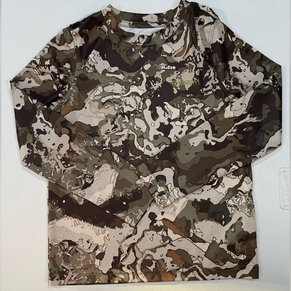 Magellan Outdoors Long Sleeve Tees Brown and Green